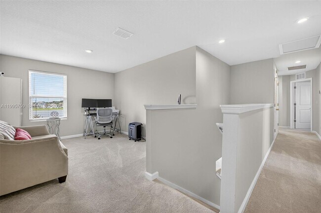 Building Photo - 220 Raspberry Rd