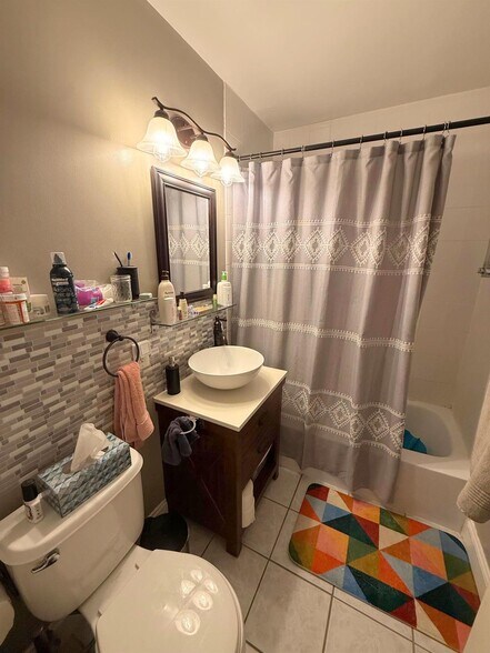 Building Photo - 326 Broadway