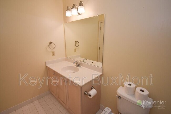 Building Photo - 109 Meadow View Ln