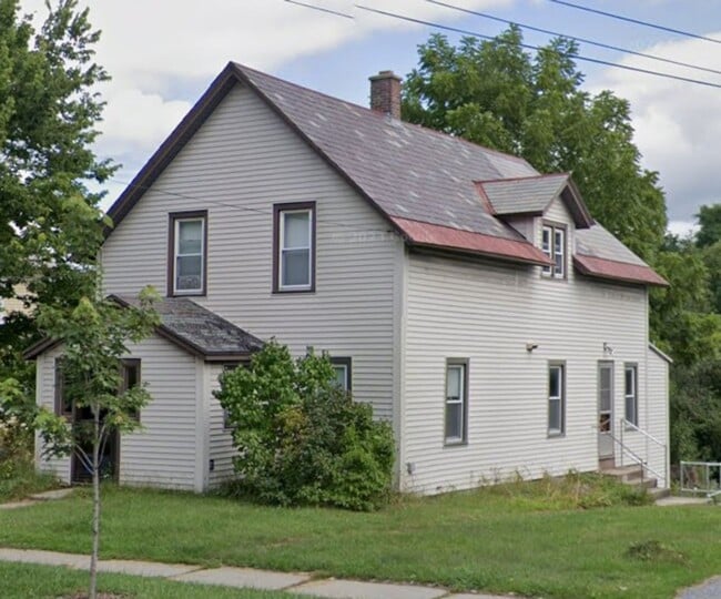 Building Photo - 202 East Ave