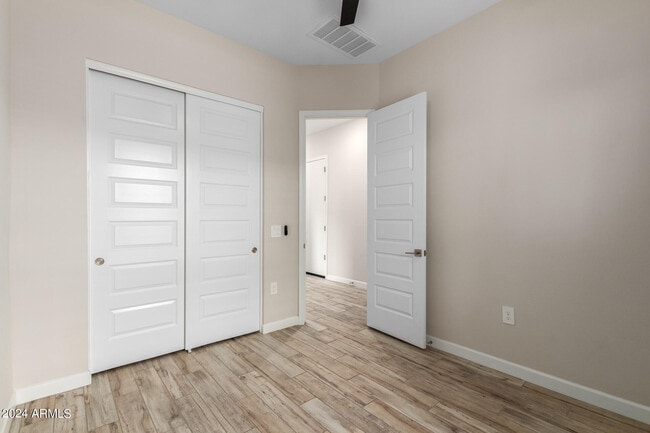 Building Photo - 17719 N 50th Way