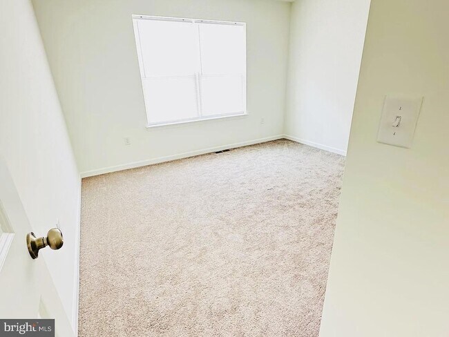 Building Photo - 150 Copperleaf Dr
