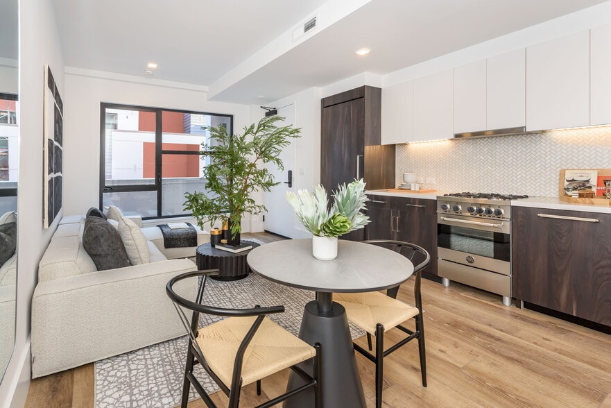 Building Photo - 1288 Howard St