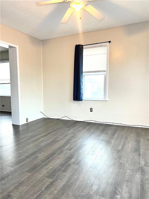 Building Photo - 3 Rowe Ave