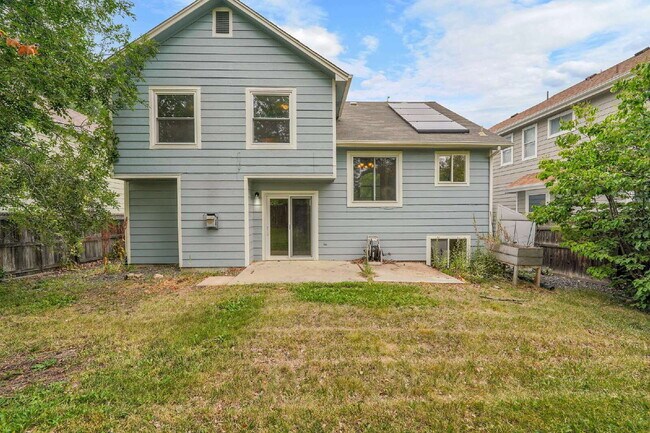 Building Photo - $2,895, 4 bed, 3 bath, located in Westmins...