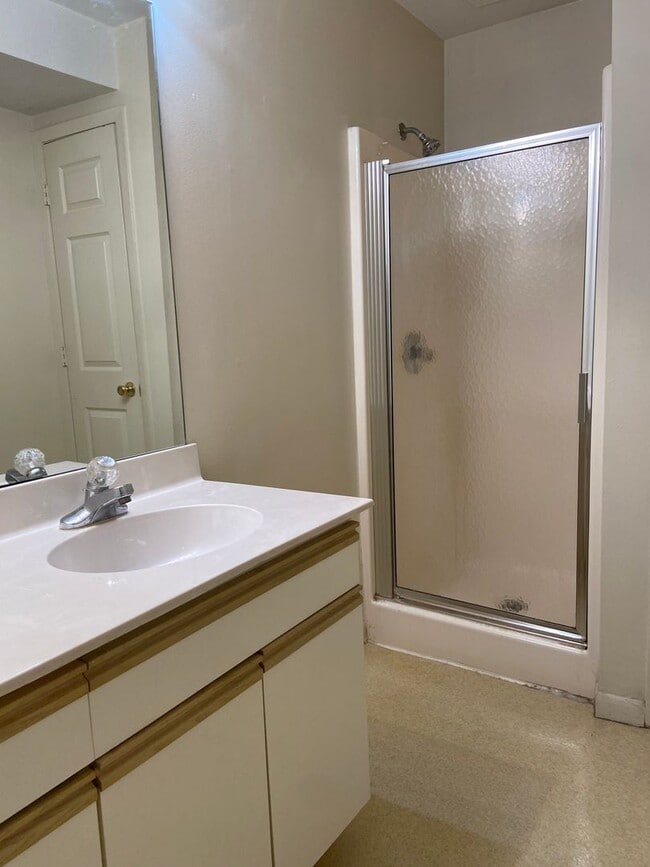 Building Photo - Condo in The Bluffs of Holiday Hills Resort