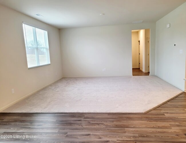 Building Photo - 1003 Dry Run Ct