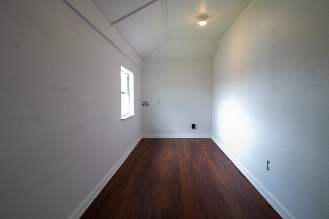 Building Photo - 3615 Legion St