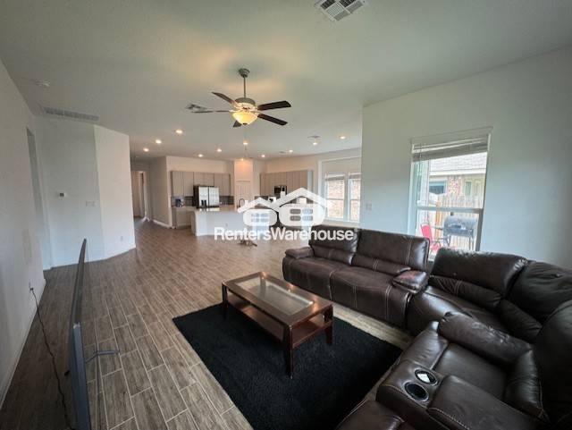 Building Photo - 15126 Nettleton Ml