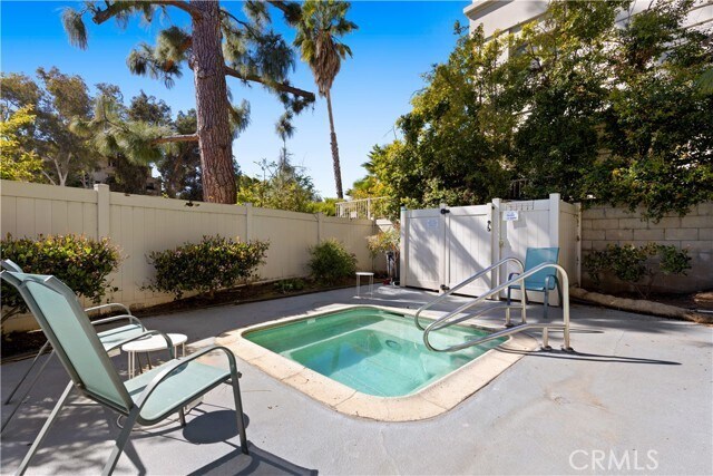 Building Photo - 11138 Aqua Vista St