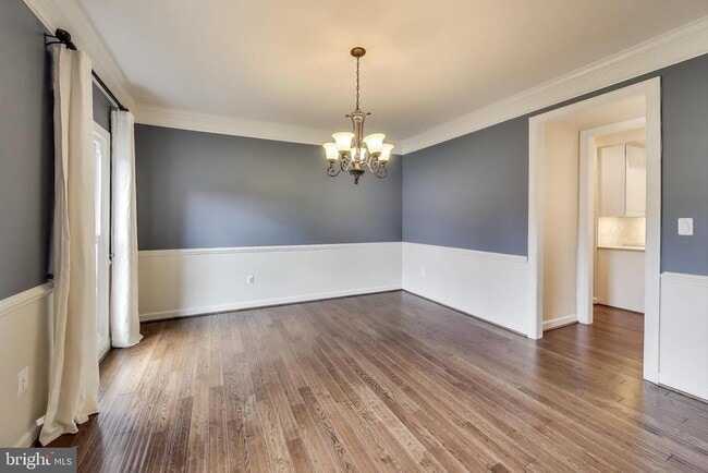 Building Photo - 114 Fordham Dr