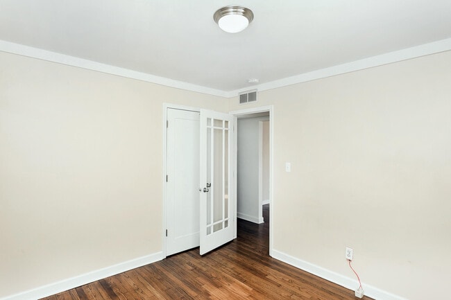 Building Photo - 1635 Cole St
