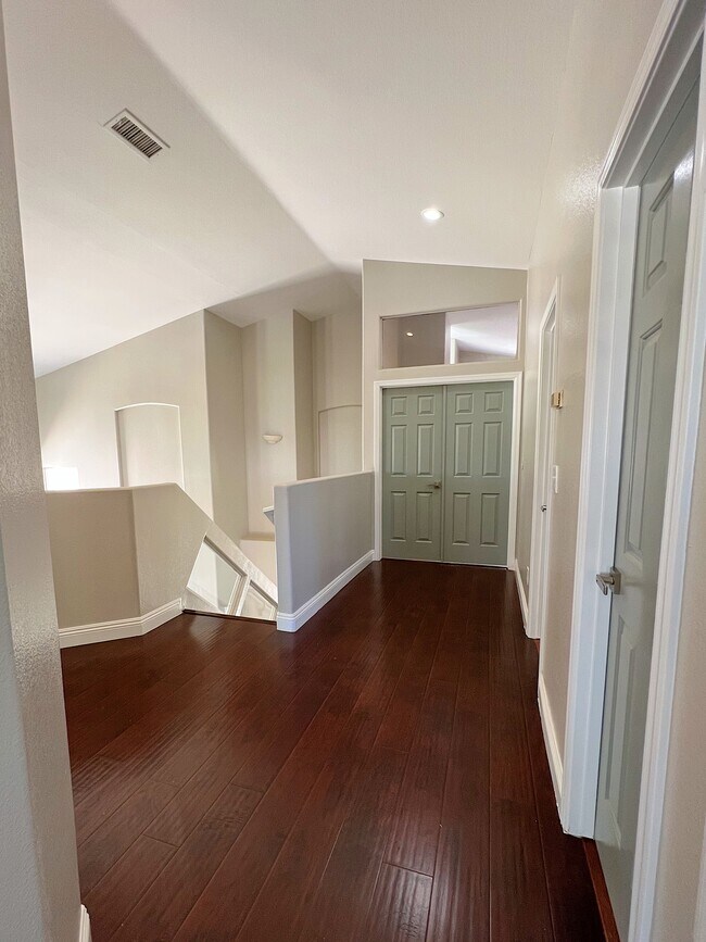 Building Photo - 1243 Peaceful Desert Ct