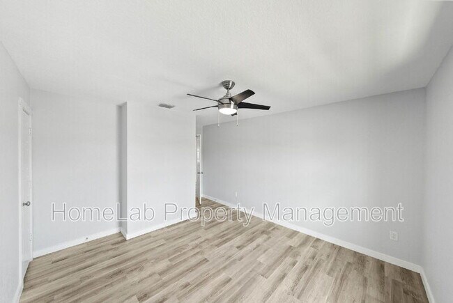 Building Photo - 5410 Coral Valley