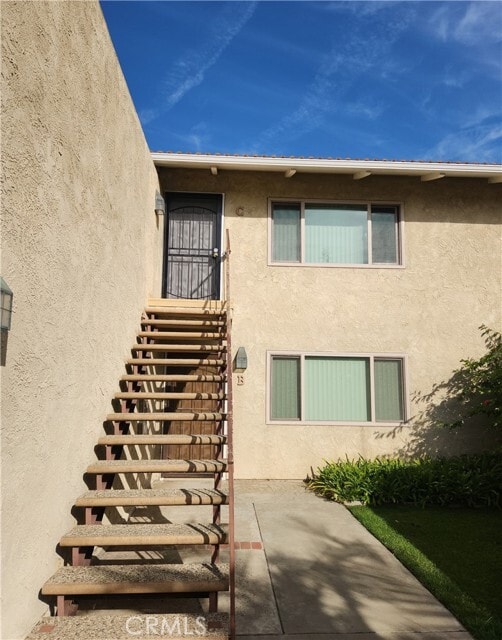 Building Photo - 16551 Le Grande Ln