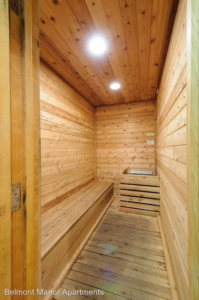 Building Photo - 1005 Ruppel St