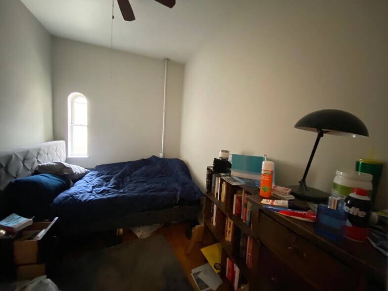 Building Photo - 1189 Commonwealth Ave