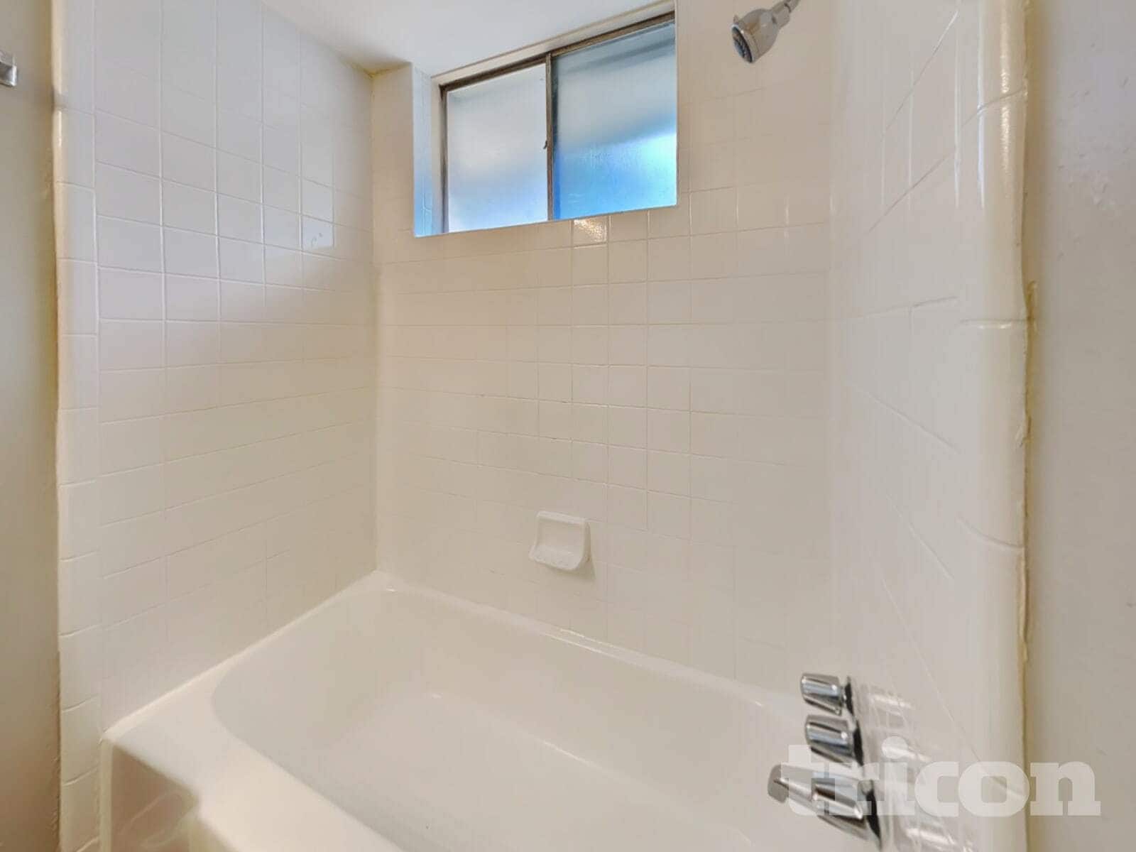 Building Photo - 6422 French Chateau Dr