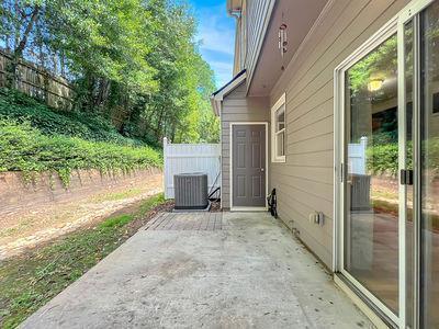 Building Photo - 1232 Harris Commons Pl