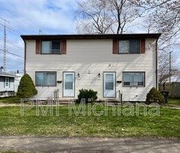 Building Photo - 4414 Huron Cir