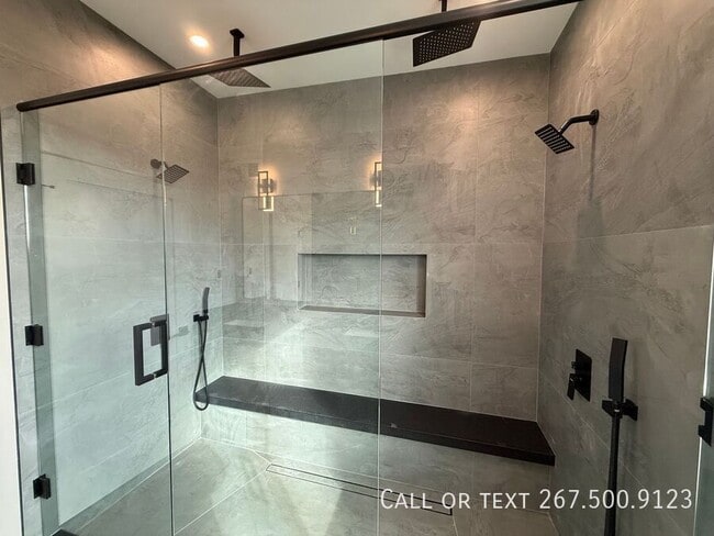 Building Photo - 3009 Gaul St