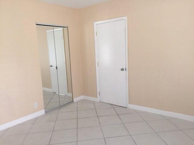 Building Photo - 1575 NE 47th St