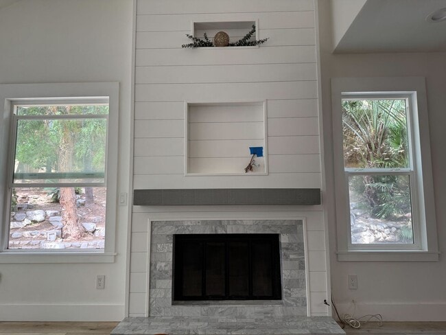 Building Photo - California Cove Home in Laguna Beach School District