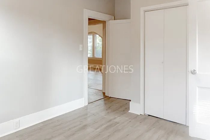 Building Photo - 328 Calloway St