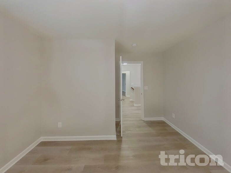 Building Photo - 15015 Ockeechobee Ct