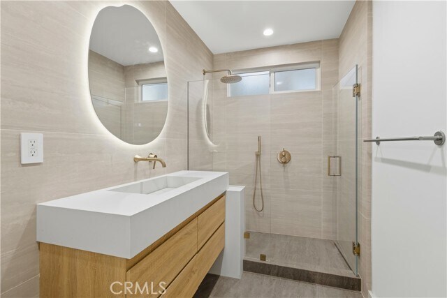 Building Photo - 7663 Sedan Ave