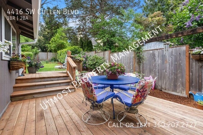 Building Photo - 4416 SW Cullen Blvd