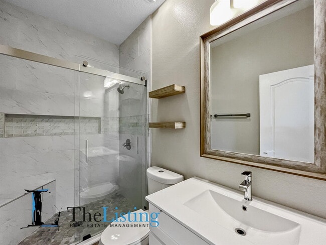 Building Photo - 11272 Moonshine Creek Cir