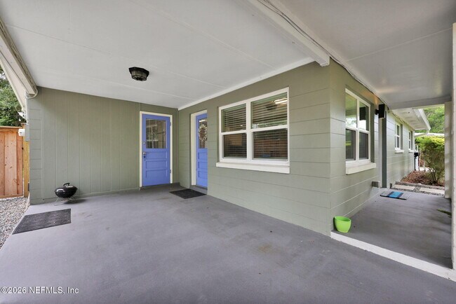 Building Photo - 1104 Boca Grande Ave