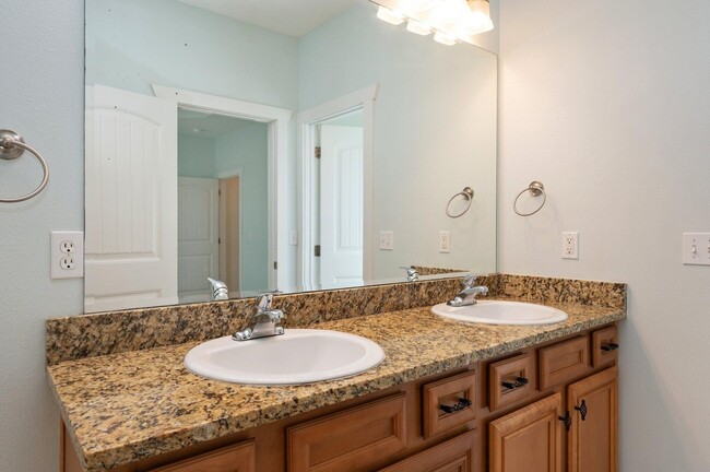 Building Photo - 113 Perimeter Pl