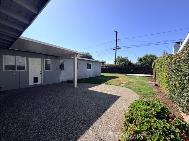 Building Photo - 6350 E Barbanell St