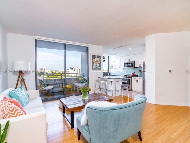 Building Photo - 1330 West Ave