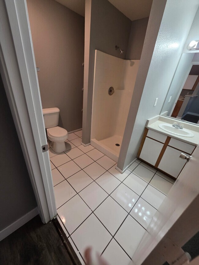 Building Photo - 3861 Soda Springs Dr