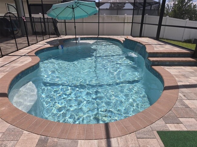 Building Photo - 10912 Honor Rd