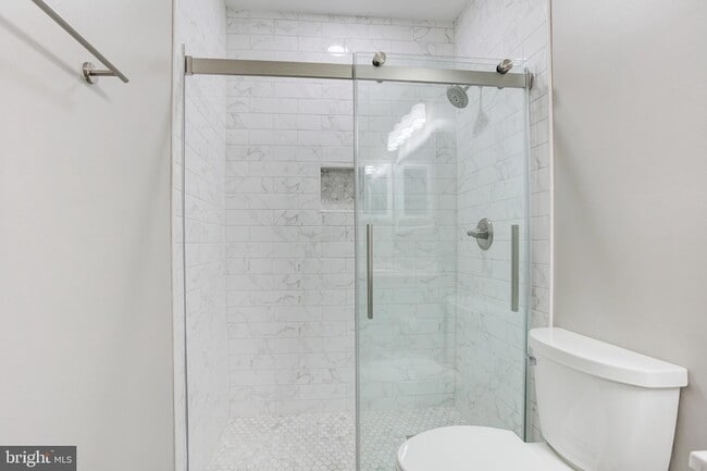 Building Photo - 273 S Pickett St