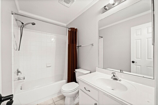Building Photo - 26 Musgrove Pl