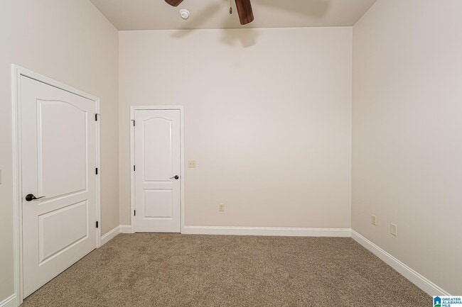 Building Photo - 244 Willow View Cir