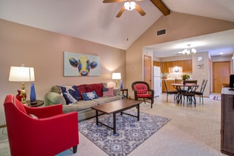 Building Photo - 175 Heather Dr