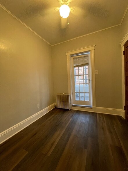 Building Photo - 101 Romaine Ave