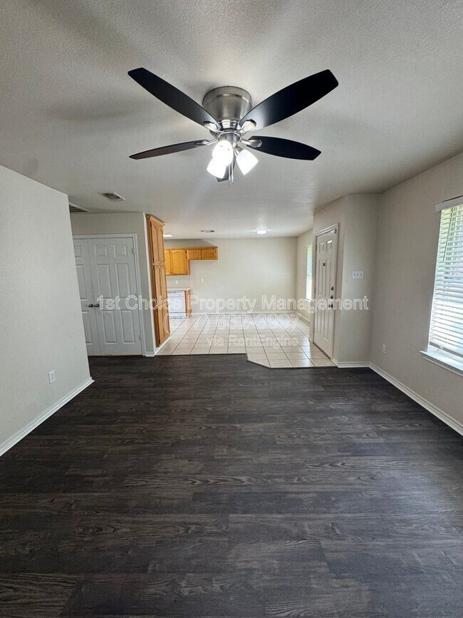 Building Photo - 957 Austin Ct