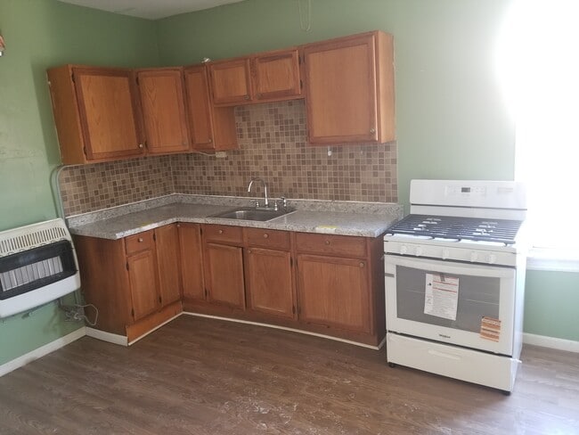 Building Photo - 2453 W 46th Pl