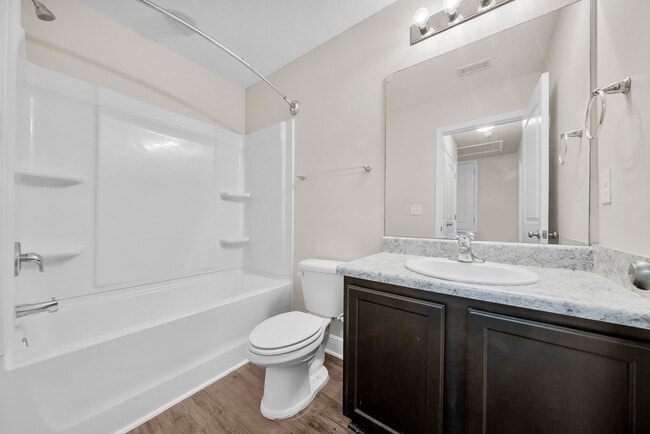 Building Photo - 5980 Callaway Cir