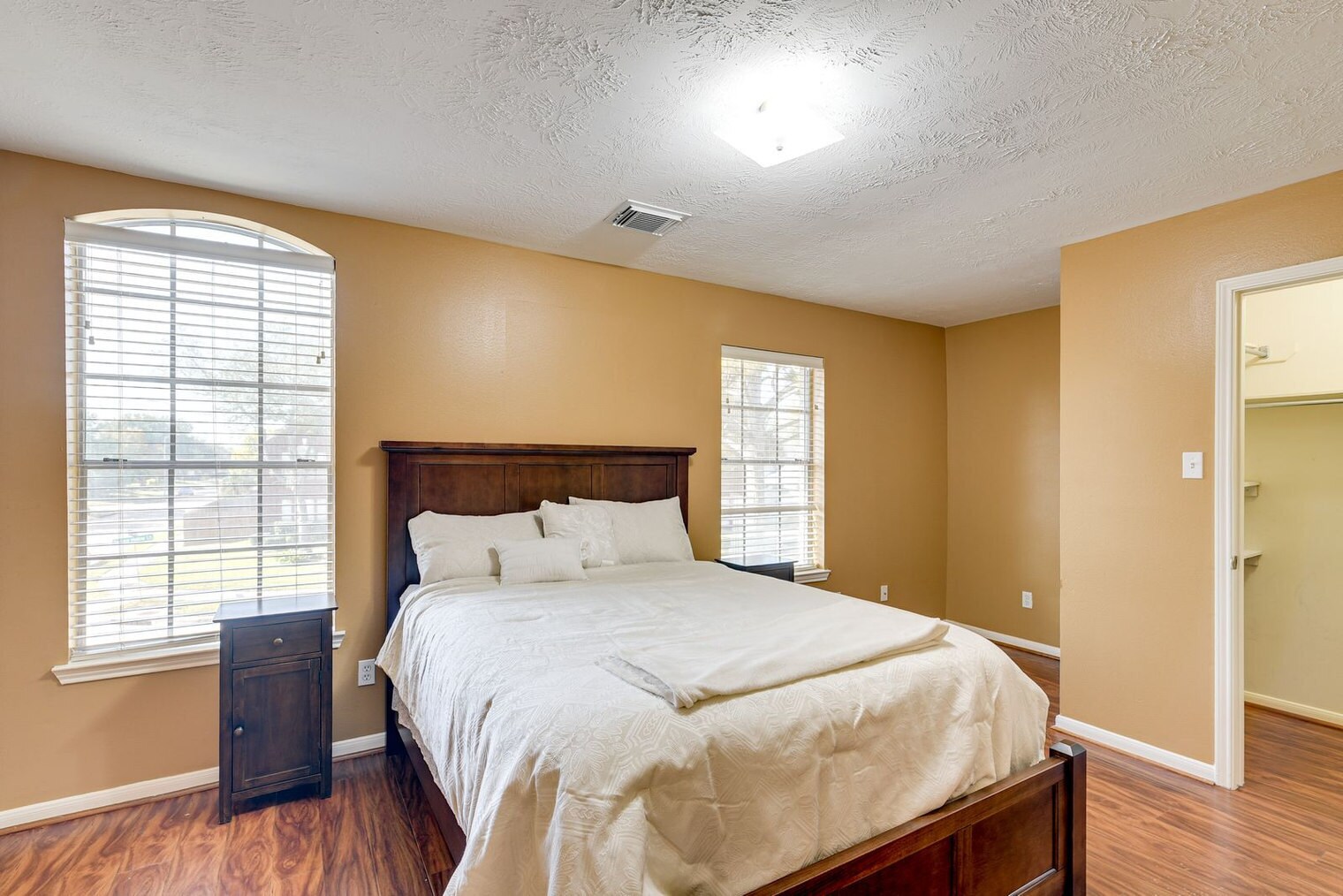 Building Photo - 16523 Terrace Hollow Ln
