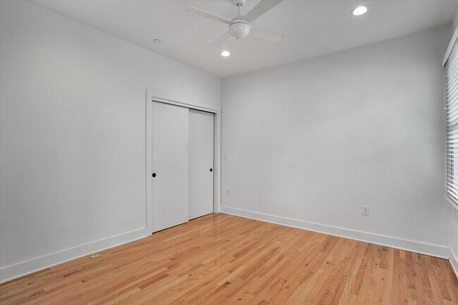 Building Photo - 4004 Avenue C