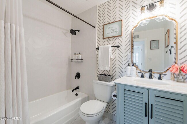 Building Photo - 8263 E Cypress St