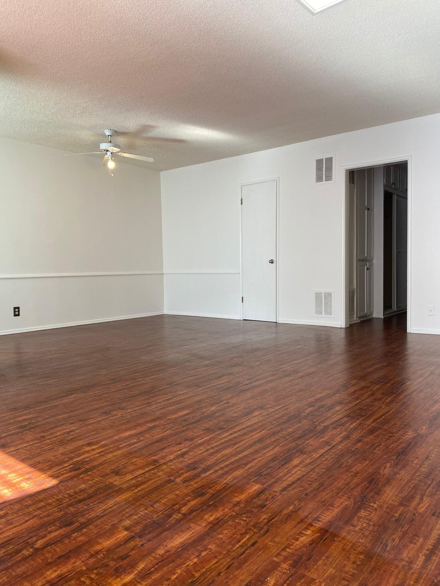 Building Photo - 1173 N Curson Ave